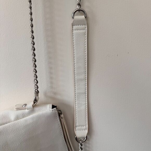 Forever21 Creamy White Crossbody Chain Bag - Picture 3 of 5